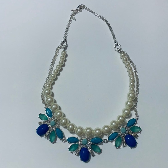Floral Necklace With Imitation Pearls and Rhinestones Royal blue and Aqua Blues - Picture 2 of 2